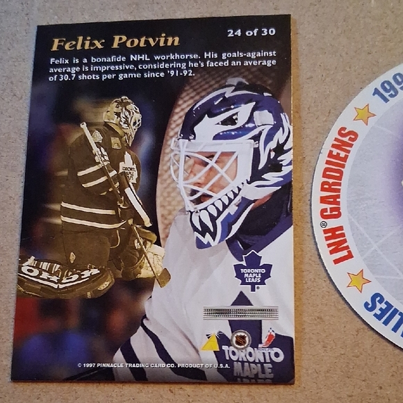 Felix Potvin Hockey Cards Set - Blue and White - Picture 8 of 10